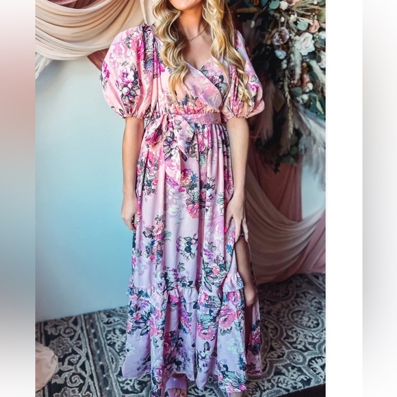 Buddy Love Sydney Bashful Puff Sleeve Maxi Dress Size Medium - Picture 2 of 15